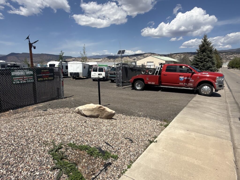 Affordable Towing wrecker truck in Gypsum, Colorado